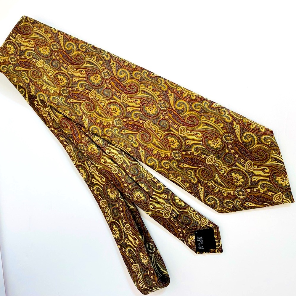 Adolfo Silk Paisley Browns 58.5”